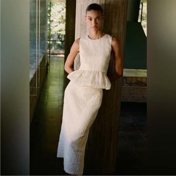 NWT ZARA TEXTURED PEPLUM TOP SIZE M 
🚨FIRM PRICE NO DISCOUNT - Picture 14 of 15